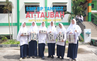 Hari Pertama Pelaksanaan MBG di SMP BP Tahfidz At-Taubah
